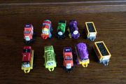 10 Thomas the tank engine minis