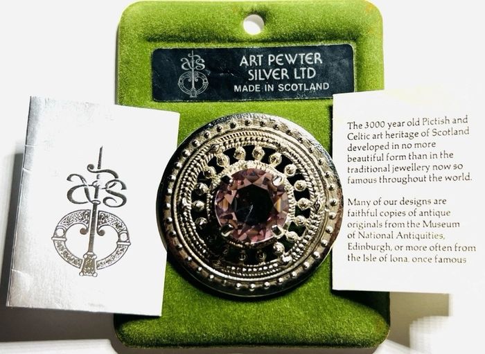 Scottish 1981 Celtic Pewter Traditionally Handmade Brooch Purple Crystal