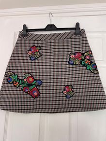 Zara Floral Applique A-Line Mini Skirt - Size M