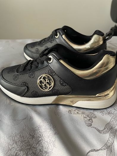 guess trainers