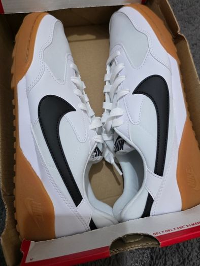 Nike Terra Manta trainers size 6