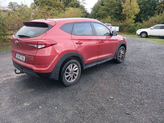 Hyundai tuscon