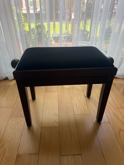 Adjustable Piano Bench