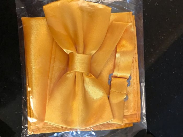 bow tie /handkerchief and cufflink sets