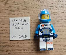 lego 1729 astronaut male, set 60431