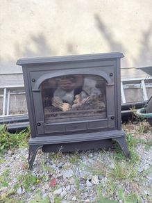 Gas fire