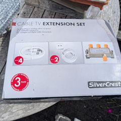 Garage Sale: TV Cabelling Set