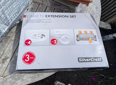 Garage Sale: TV Cabelling Set
