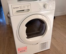 Indesit 8kg free standing condenser tumble dryer