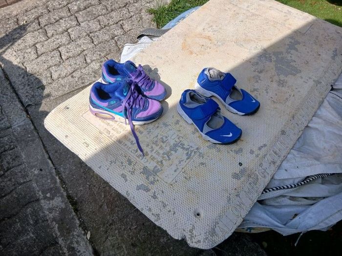 kids nike shoes
