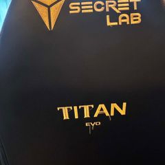 Titan Evo Secret Lab gaming / office chair