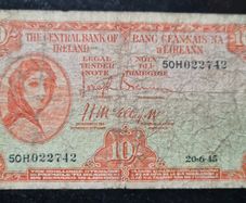 Ireland 1945 10/ Shilling Lady Lavery  Banknote