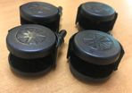 100 Sets of plastic wheels