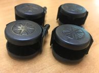 main image for ad 100 Sets of plastic wheels