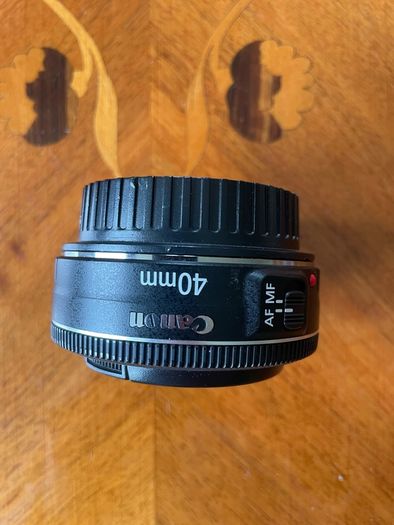 Canon EF 40mm f/2.8 STM "Pancake" lens