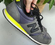 NEW BALANCE 420 grey black shimmer Trainers Sz 8UK