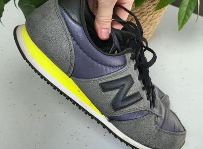 NEW BALANCE 420 grey black shimmer Trainers Sz 8UK