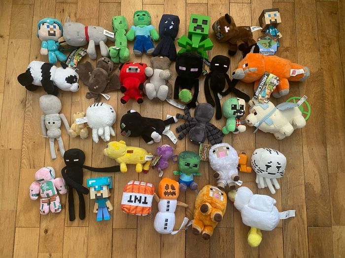 Minecraft plushies x 35