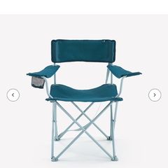 4X foldable chairs