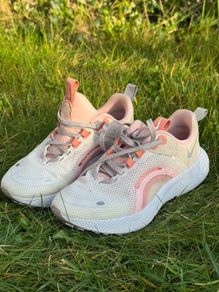 Nike Escape Run 2 trainers