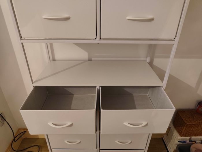 Tall chest of drawers