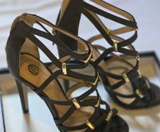 River Island Green Heels Size 5 (Worn Once)