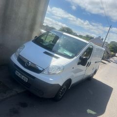opel vivero