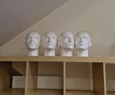 4 Heads