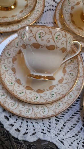 New Chelsea tea set
