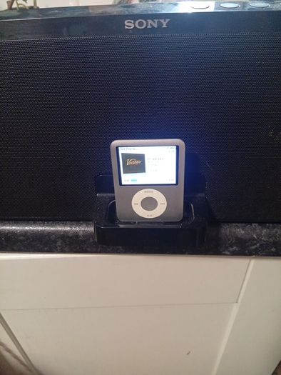 ipod Sony docking station