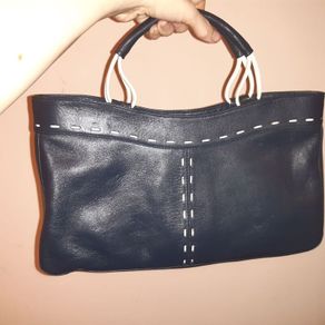 Tula handbag navy cream details