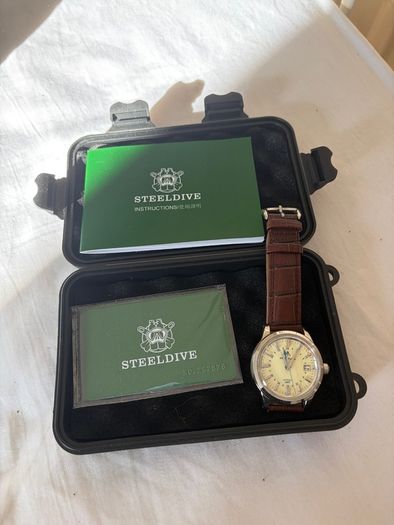 Stelfier Automatic GMT watch - brown leather strap