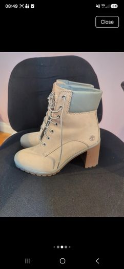 Timberland ladies heel size 5
