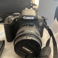 Canon EOS 850D Kit including EF-S 18-55 IS STM lens