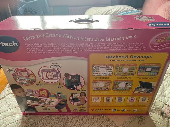 V Tech Learn and Draw Activity Desk