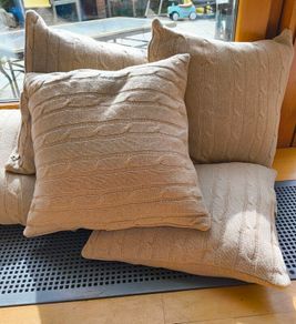 Knitted cushions