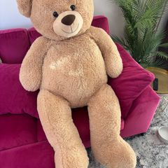Giant teddy bear