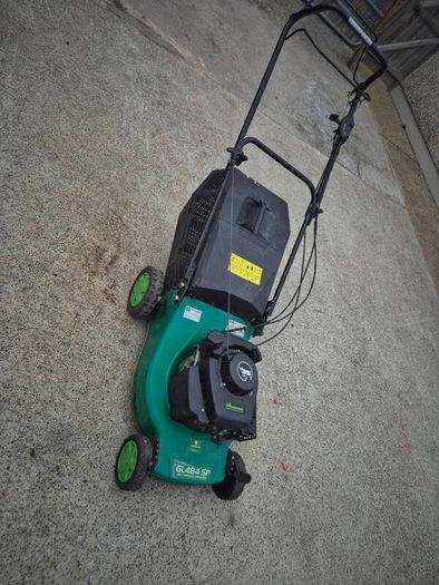Garden line self Drive lawnmower