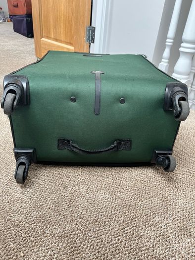 Large roller suitcase