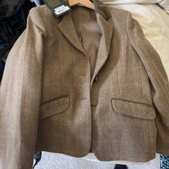Girls Show jacket. Dublin brand age 6 to 8.
