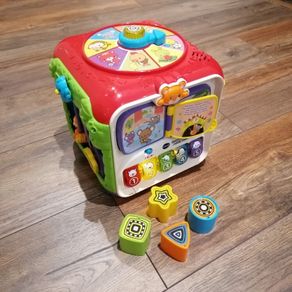 Vtech Sort and Discover Activity Cube