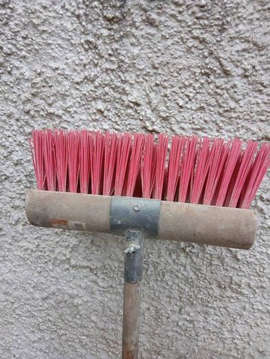 Yard Brush with Clamp Heavy Duty