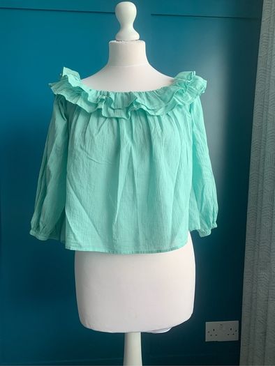 Zara Bardot style blouse. Size L