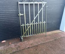 gate