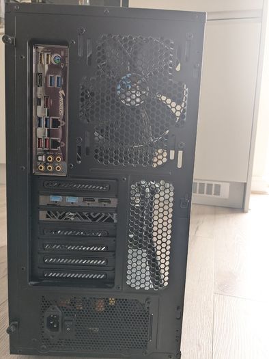 Deskotp PC, Ryzen 5800x, 32GB DDR4 RAM, 1TB+ Storage