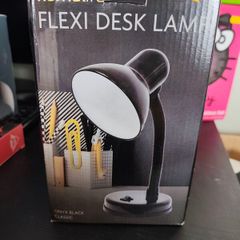 desk lamp