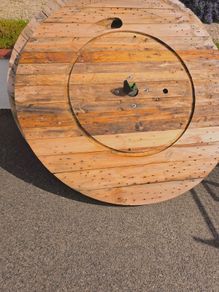 Very large wooden cable reel ends