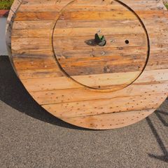 Very large wooden cable reel ends