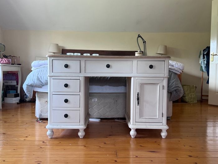 Large Country-Style Desk | 7 Drawers & Cupboard