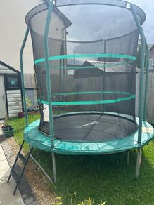 trampoline 8ft